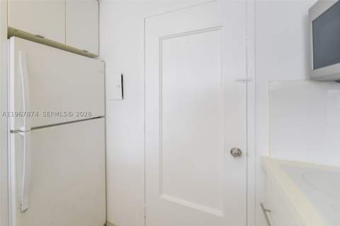 8000 Harding Ave 4B, Miami Beach FL - photo 11 of 29