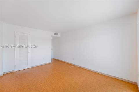 8000 Harding Ave 4B, Miami Beach FL - photo 14 of 29