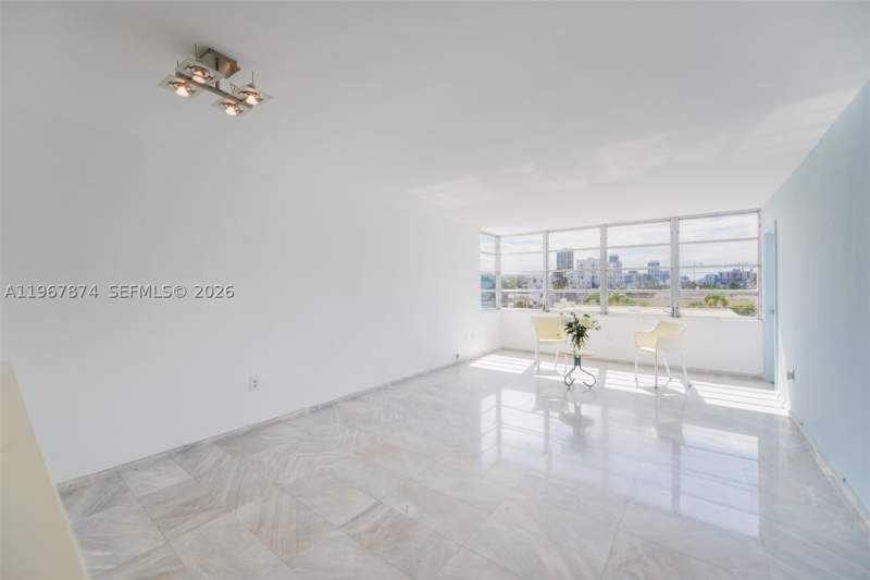 1 bedroom Condominium at 8000 Harding Ave 4B, 8000 Condo, Miami Beach — photo 3