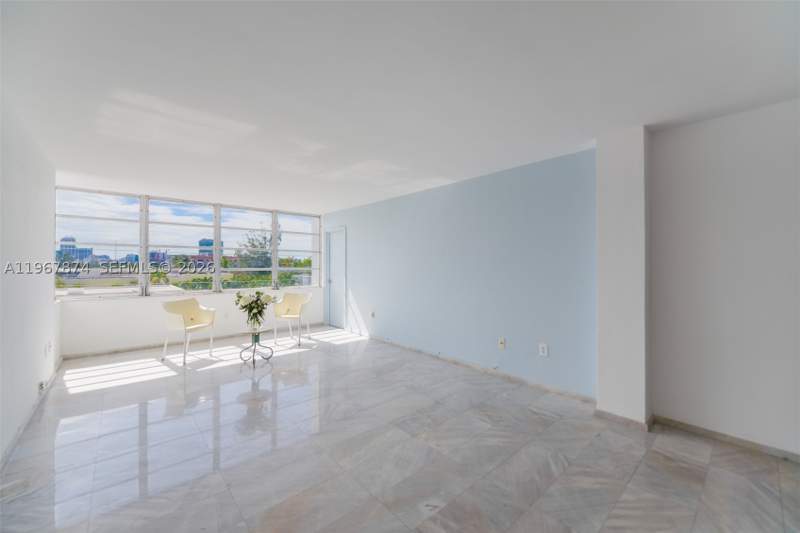 1 bedroom Condominium at 8000 Harding Ave 4B, 8000 Condo, Miami Beach — photo 4
