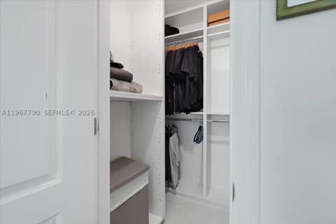 18051 Biscayne Blvd 1701, Aventura FL - photo 14 of 35
