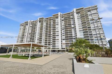 18051 Biscayne Blvd 1701, Aventura FL - photo 21 of 35