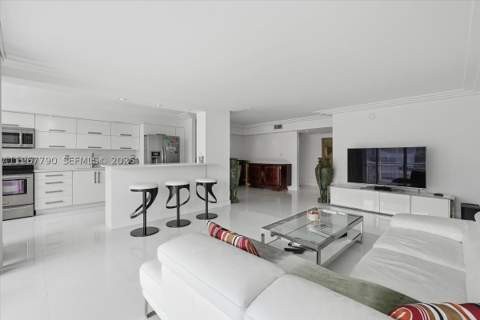 18051 Biscayne Blvd 1701, Aventura FL - photo 6 of 35