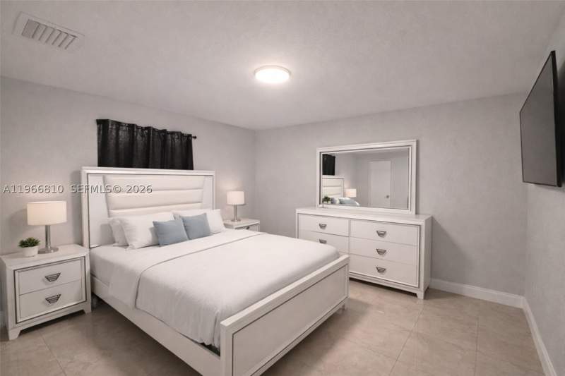 3 bedroom SingleFamilyResidence at 4500 NW 3rd Ave, Columbia Park Corr Pl, Miami — photo 5