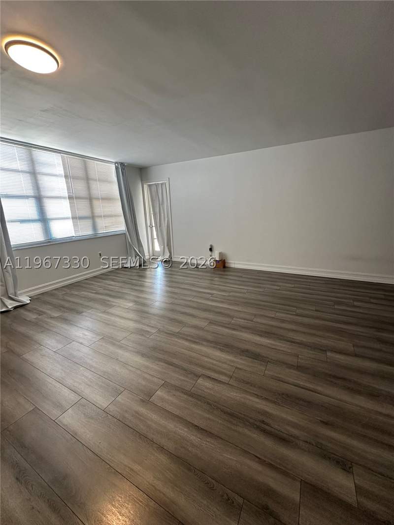 1 bedroom Condominium at 2750 NE 183rd St Ph07, Commodore Plaza Condo, Aventura — photo 3