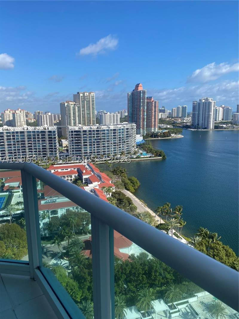 3 bedroom Condominium at 3301 NE 183 Street 2209, The Peninsula Condo, Aventura — photo 2