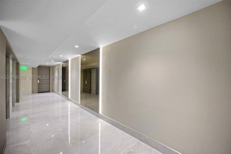 3 bedroom Condominium at 3301 NE 183 Street 2209, The Peninsula Condo, Aventura — photo 3
