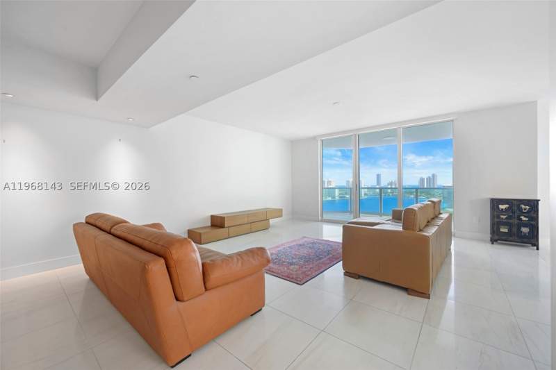 3 bedroom Condominium at 3301 NE 183 Street 2209, The Peninsula Condo, Aventura — photo 4