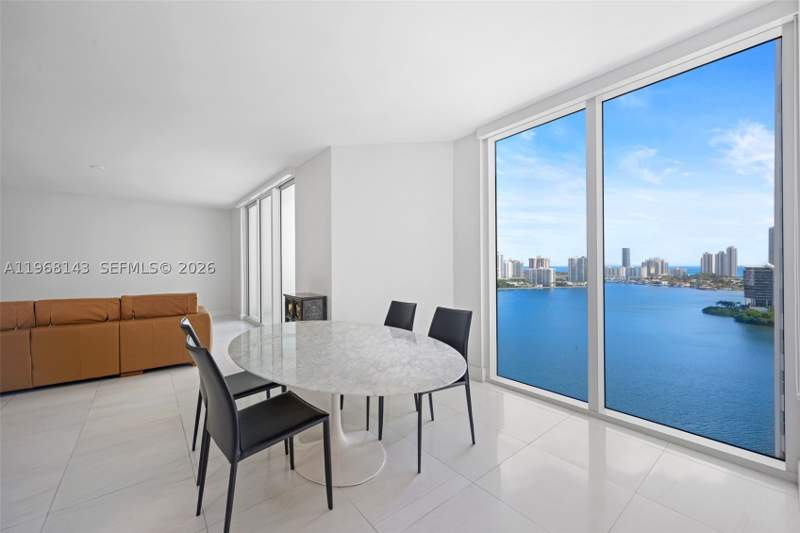 3 bedroom Condominium at 3301 NE 183 Street 2209, The Peninsula Condo, Aventura — photo 5