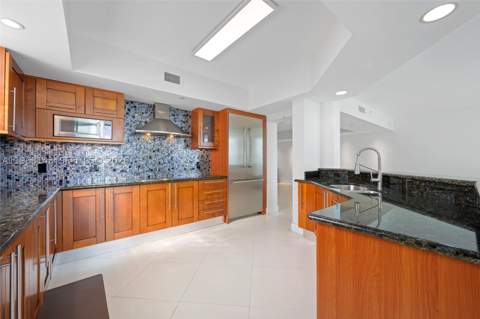 3301 NE 183 Street 2209, Aventura FL - photo 6 of 33