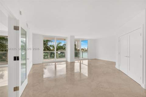 10 Venetian Way 403, Miami Beach FL - photo 12 of 46