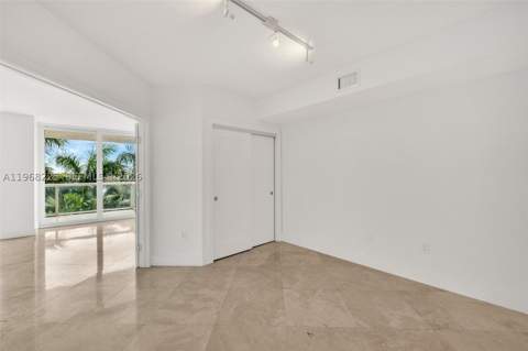 10 Venetian Way 403, Miami Beach FL - photo 16 of 46