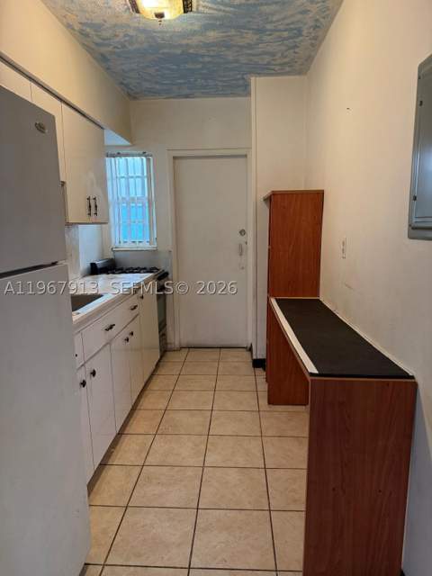 4201 Indian Creek Dr 2, Miami Beach FL - photo 6 of 20