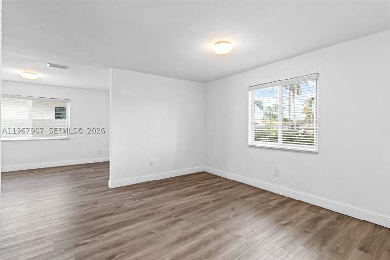 3 bedroom SingleFamilyResidence at 10360 SW 24th St, Coravo Amd, Miami — photo 4