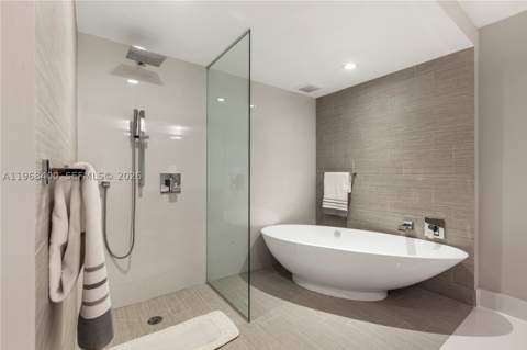 300 Sunny Isles Blvd 4-806, Sunny Isles Beach FL - photo 8 of 22