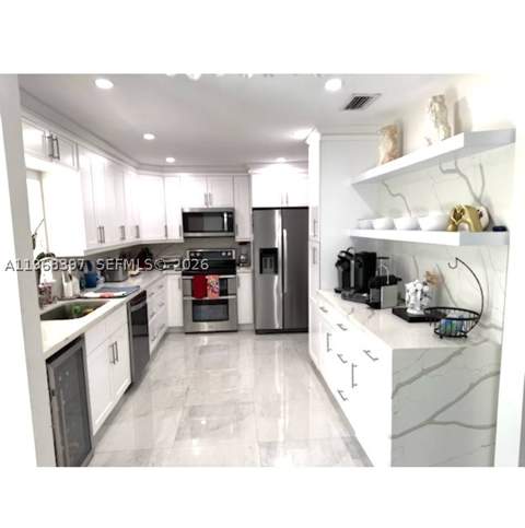 10752 SW 141st Ln, Miami FL - photo 6 of 18