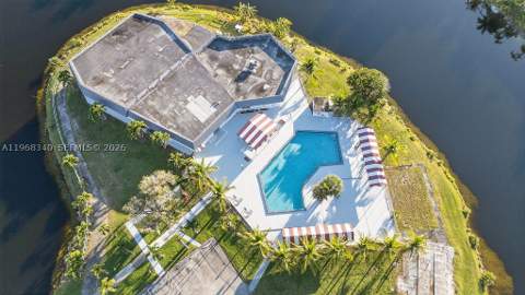 20311 NE 2nd Ave 15, Miami FL - photo 18 of 22