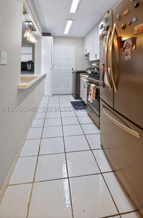 20311 NE 2nd Ave 15, Miami FL - photo 9 of 22