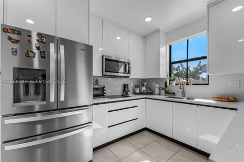 514 NE 12th St, Florida City FL - photo 11 of 38