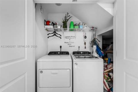 514 NE 12th St, Florida City FL - photo 14 of 38