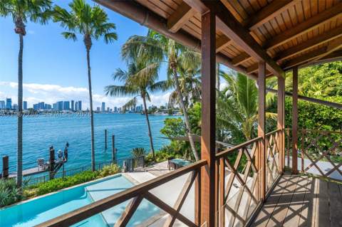 34 W Dilido Dr, Miami Beach FL - photo 12 of 52