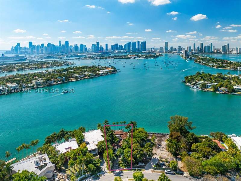 5 bedroom SingleFamilyResidence at 34 W Dilido Dr, Di Lido Island, Miami Beach — photo 5