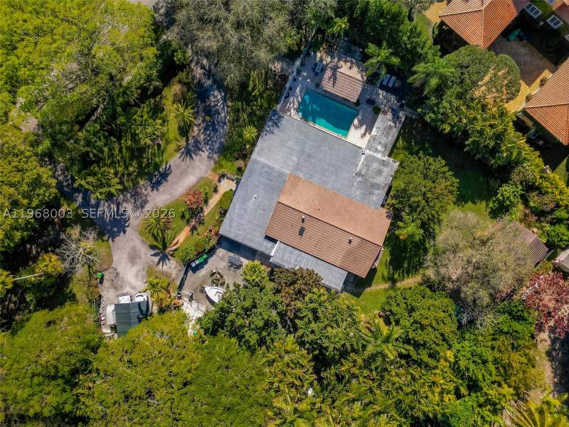 4 bedroom SingleFamilyResidence at 11220 SW 67th Ave, Oakridge Estates Rev, Pinecrest — photo 5