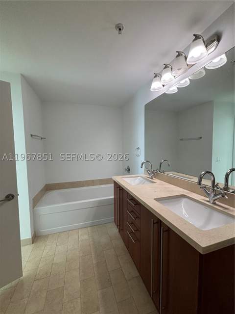 79 SW 12th St 2703-S, Miami FL - photo 20 of 61