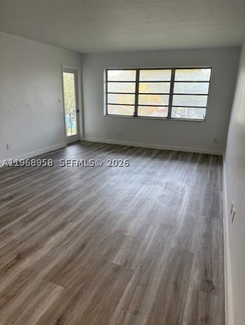1400 NE 191st St 308, Miami FL - photo 8 of 21