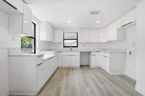 4237 SW 7th St, Miami FL - photo 7 of 31