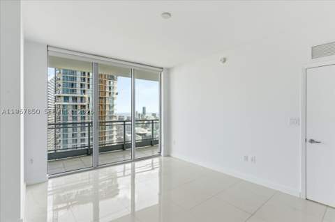 92 SW 3rd St 3804, Miami FL - photo 15 of 36