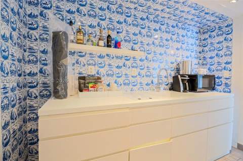 1100 West Ave 816, Miami Beach FL - photo 22 of 59