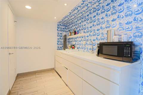 1100 West Ave 816, Miami Beach FL - photo 23 of 59