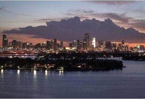 2 bedroom Condominium at 1100 West Ave 816, 1100 West Condo Hotel, Miami Beach — photo 4