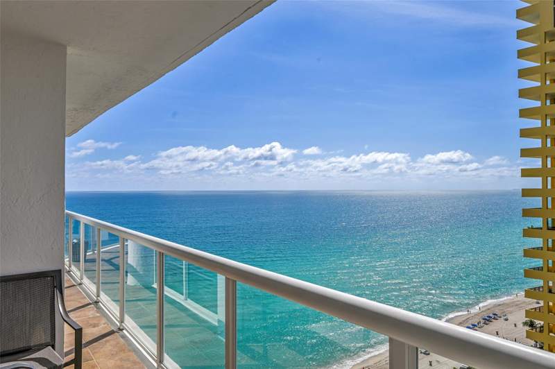 3 bedroom Condominium at 16425 Collins Avenue 2011, Oceania, Sunny Isles Beach — photo 2
