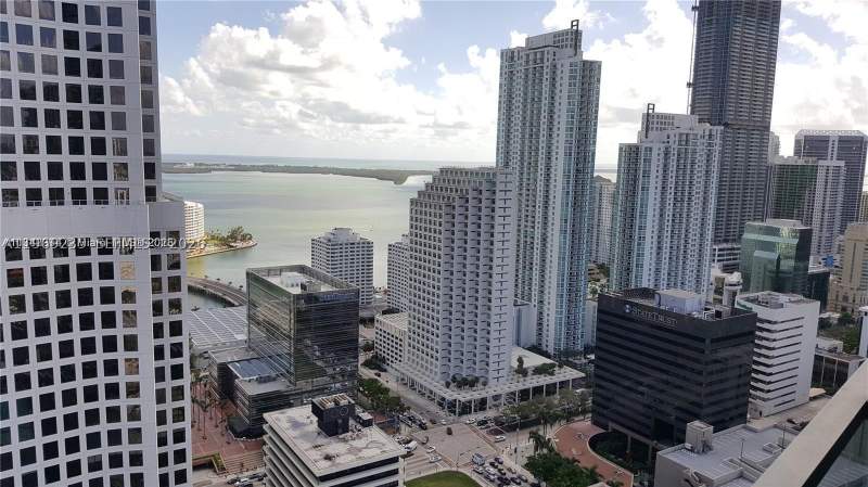 1 bedroom Condominium at 68 SE 6th St 3305, Reach Condo, Miami — photo 3