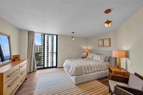 19667 Turnberry Way 20gr, Miami FL - photo 22 of 46