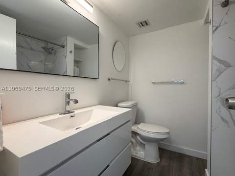 13499 Biscayne Blvd 902, North Miami FL - photo 15 of 22