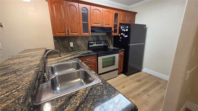 1 bedroom Condominium at 7829 Miller Dr B104, Lakewood Villas Condo, Miami — photo 5