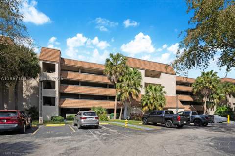 471 Ives Dairy Rd 402-3, Miami FL - photo 15 of 15
