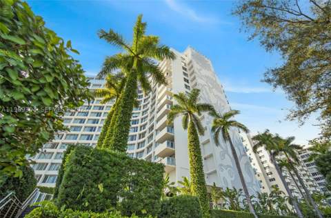 1100 West Ave 1522, Miami Beach FL - photo 20 of 24