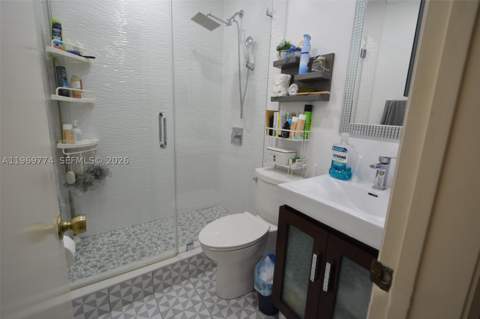 890 E 38th St, Hialeah FL - photo 10 of 32