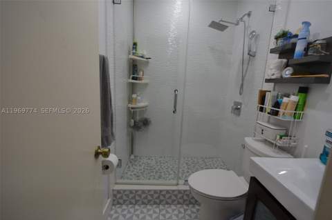890 E 38th St, Hialeah FL - photo 12 of 32