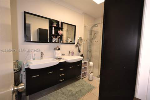 890 E 38th St, Hialeah FL - photo 16 of 32