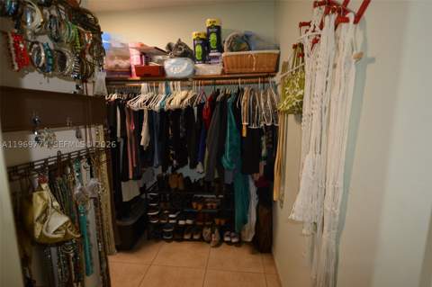 890 E 38th St, Hialeah FL - photo 18 of 32