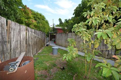 890 E 38th St, Hialeah FL - photo 24 of 32