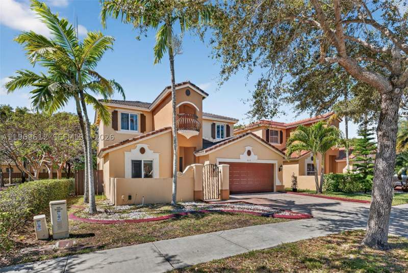 5 bedroom SingleFamilyResidence at 426 NE 20th Ave, C & F Subdivision, Homestead — photo 3
