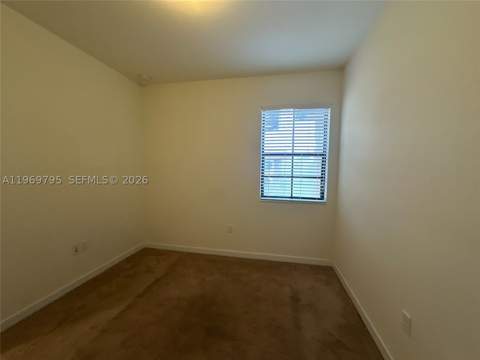 9374 W 32nd Ln, Hialeah FL - photo 17 of 48