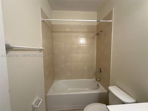9374 W 32nd Ln, Hialeah FL - photo 22 of 48