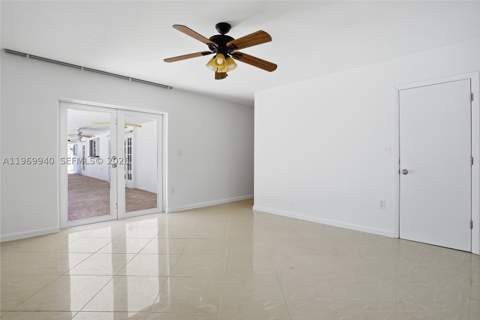 14721 SW 67th Ave, Coral Gables FL - photo 22 of 36